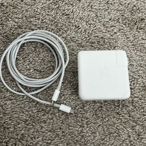 Apple Macbook Charger